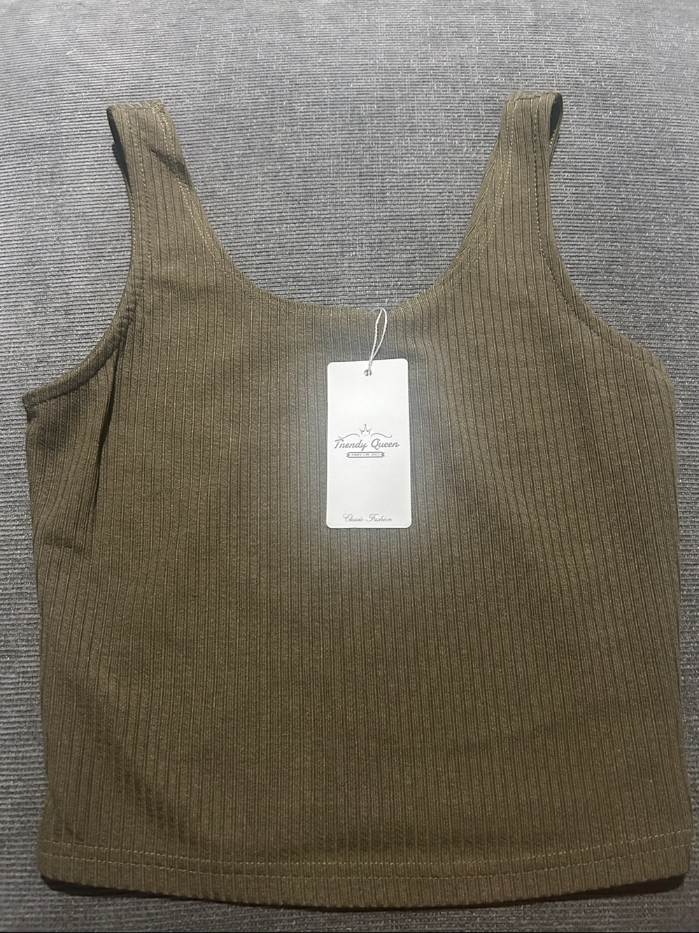 Trendy queen ribbed tank top XS NWT - Picture 3 of 6